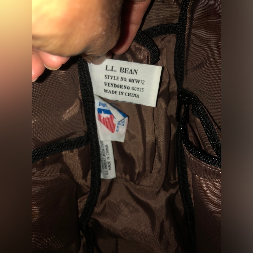 L.L. Bean sling bag - Picture 5 of 15